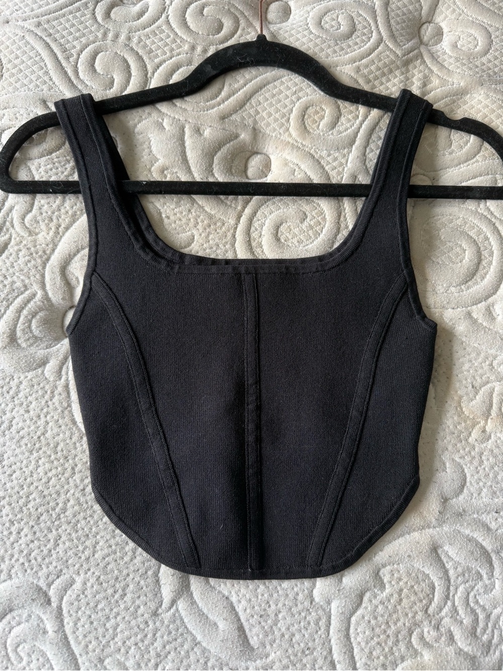 Aritzia ribbed contour tank